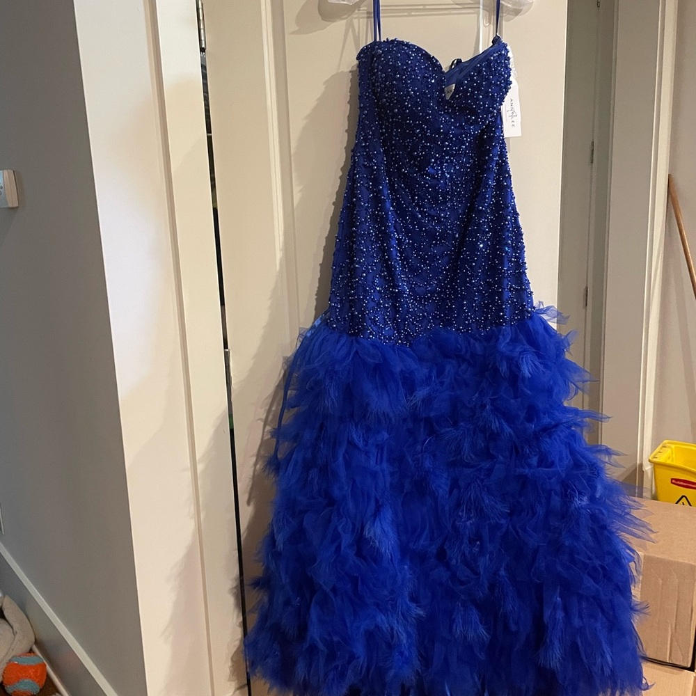 Blue prom/formal dress